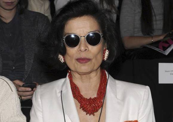 AP - La actriz, modelo y activista Bianca Jagger en la pasarela de Carolina Herrera.