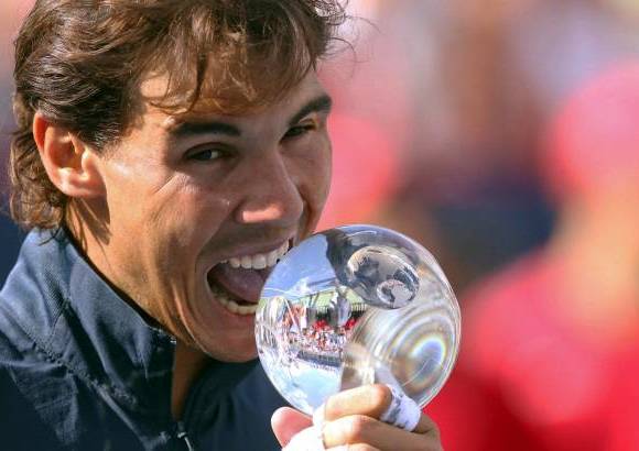 REUTERS - Nadal acumuló 25 títulos Masters 1.000, cuatro más que Federer, siete más que Agassi y diez más que Novak Djokovic.