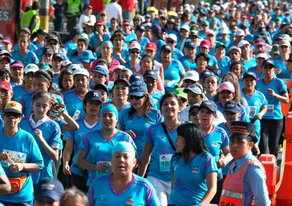 Juan Antonio Sánchez - Este domingo se realizó la primera versión en Medellín de la Carrera de la Mujer.