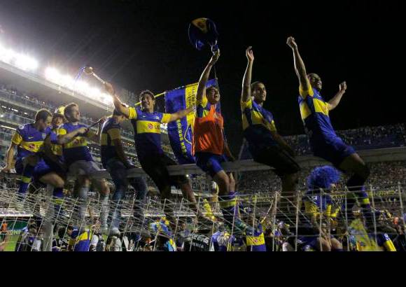 Reuters - Boca gan&#243; el Torneo Apertura 2011 de la Primera Divisi&#243;n, que supone su vig&#233;simo cuarto t&#237;tulo de campe&#243;n desde que en 1931 se instaur&#243; el profesionalismo en el f&#250;tbol de Argentina.