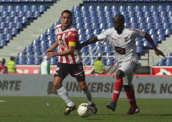 Colprensa - Junior 4-Patriotas 3.