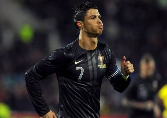 AP - La estrella del Real Madrid anot&#243; un golazo al minuto 19 del primer tiempo, pero no le alcanz&#243; para terminar de festejar su cumplea&#241;os.