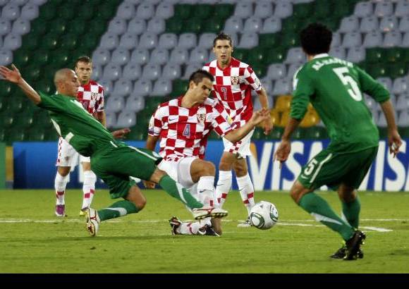 Colprensa - Arabia Saudita, el enviado de Asia al grupo D, dio la sorpresa al derrotar por 0-2 a Croacia.