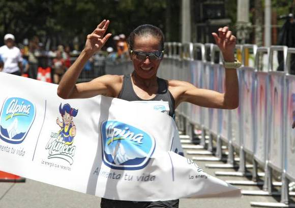 Juan Antonio Sánchez - Abril, con un tiempo de 42,21 minutos para los 12 kilómetros, fue la triunfadora en la categoría élite.