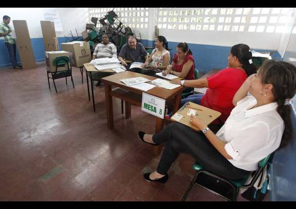 Manuel Saldarriaga - (Caucasia) Con normalidad se desarrollaron las votaciones en los municipios de Caucasia y C&#225;ceres, al igual que en corregimientos como Jard&#237;n.