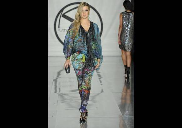 - Una historia que recre&#243; con la geometr&#237;a, los tonos y las formas la abstracci&#243;n de los cambios.