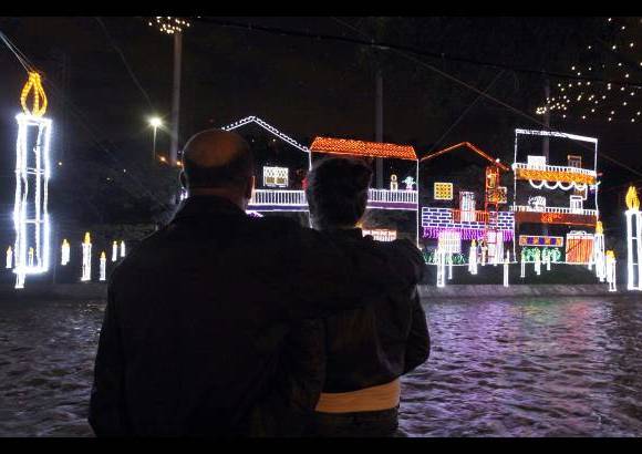 Manuel Saldarriaga - Las luces multicolores llenarán de alegría y emoción la ciudad.