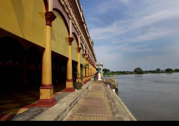 Foto Donaldo Zuluaga - El r&#237;o Sin&#250; bordea buena parte de Lorica.
