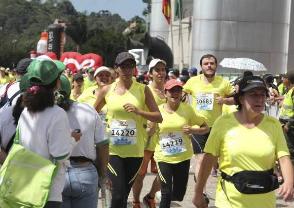 Esteban Jaramillo y Sebastián Salazar - Más de 10 mil competidores se dieron cita en esta histórica cita deportiva que se corría en las modalidades de 5, 10, 21 y 42 kilómetros.