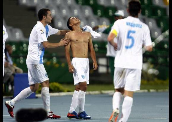 Colprensa - El gol de la la victoria y la clasificaci&#243;n fue obra de Marvin Ceballos a los 81 minutos.
