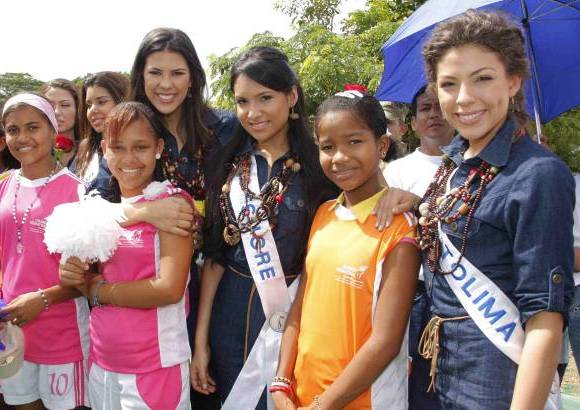Colprensa - Raimundo Ángulo, presidente del Concurso Nacional de Belleza, recalcó que aún faltan 25.000 dólares para terminar de completar las obras de infraestructura de la fundación, pero que desde ya la corporación de belleza aportaría los primeros 5.000 dólares. Y adelantó también que uno de los miembros del jurado calificador es representante de Children Internacional.
