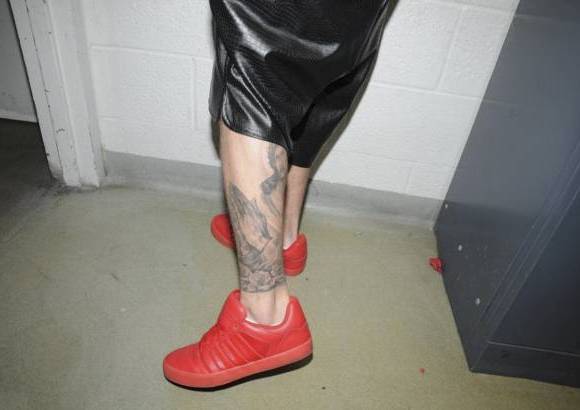 Reuters - Varios medios de comunicaci&#243;n pidieron a las autoridades que mostraran el material de la detenci&#243;n de Bieber.