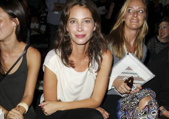 AP - Christy Turlington en Rag and Bone.
