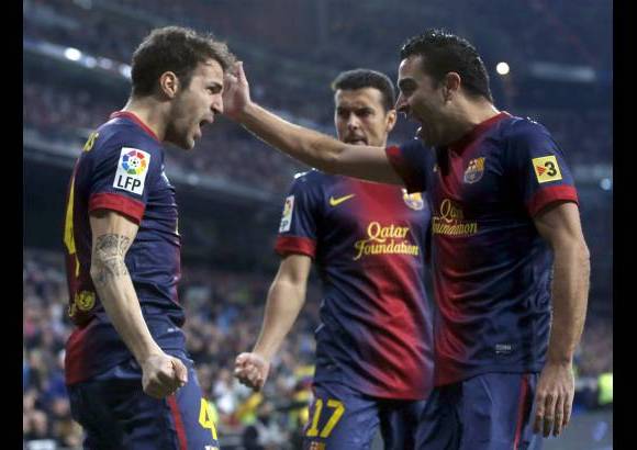 REUTERS - Messi habilitó a Cesc Fábregas, un futbolista que lee espacios como pocos y en el mano a mano superó con facilidad al portero Diego.