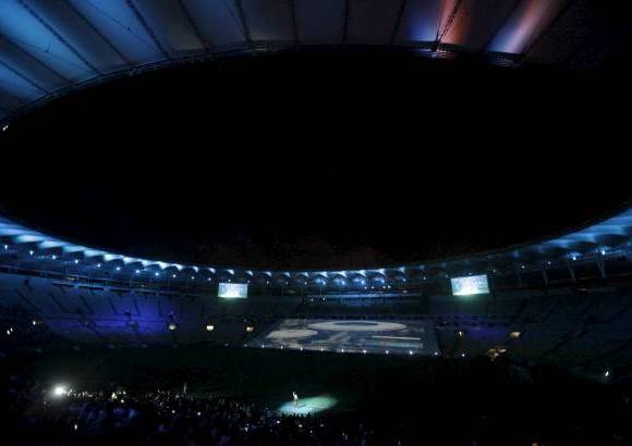 AP - La imagen nocturna del Maracan&#225; es similar a los estadios modernos de Asia y Europa.