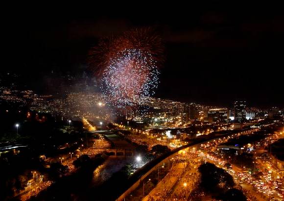 Jaime Pérez - El montaje piromusical de Independencia en la capital antioqueña es el más grande de este tipo presentado en toda la historia de Colombia.
