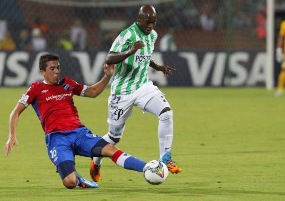FOTO JAIME P&#201;REZ - Osorio trat&#243; de enderezar el camino con variantes, pero le fue imposible.