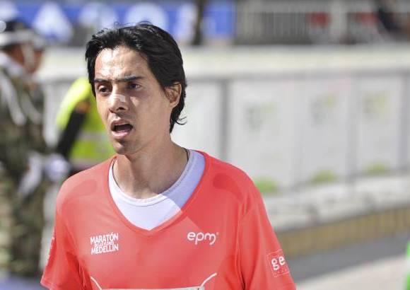 Esteban Jaramillo y Sebasti&#225;n Salazar - M&#225;s de 10 mil competidores se dieron cita en esta hist&#243;rica cita deportiva que se corr&#237;a en las modalidades de 5, 10, 21 y 42 kil&#243;metros.