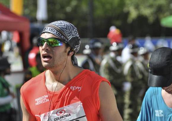 Esteban Jaramillo y Sebasti&#225;n Salazar - M&#225;s de 10 mil competidores se dieron cita en esta hist&#243;rica cita deportiva que se corr&#237;a en las modalidades de 5, 10, 21 y 42 kil&#243;metros.