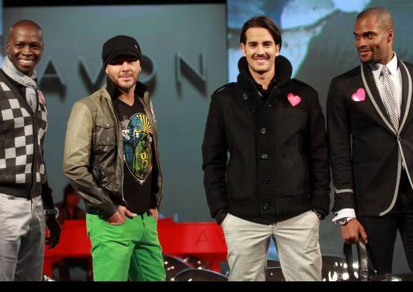 Colprensa-Raúl Palacios - Los galanes de la televisión nacional también se hicieron sentir.