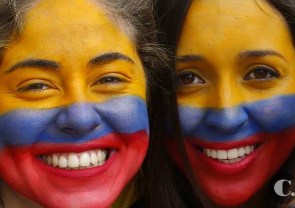 FOTO JUAN ANTONIO S&#193;NCHEZ, ENVIADO ESPECIAL A BRASIL - Los aficionados que viajaron a territorio carioca para presenciar los partidos de la Selecci&#243;n hicieron sentir al equipo como en el Metropolitano, un gesto que Colombia respondi&#243; con tres goles.