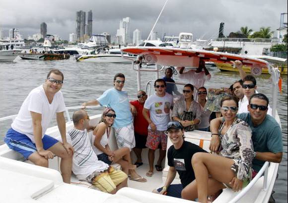 - Muy animada estaba la comitiva de Antioquia que acompaña a Natalia Gallo en Cartagena.