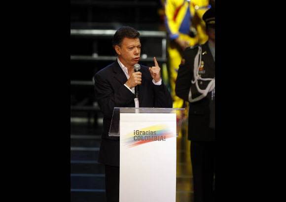 Colprensa - "Quiero que los habitantes de América Latina tengan una región más unida en la generación de prosperidad y bienestar, más solidaria en lo social y más segura en lo económico", indicó Santos.