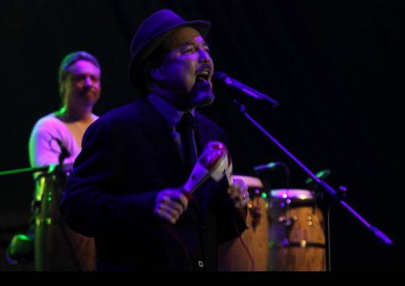 HERNÁN VANEGAS - El hombre que se basa en historias populares para escribir sus canciones presentó lo mejor de su repertorio, este jueves en el centro de espectáculos La Macarena.