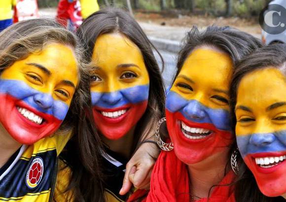 FOTO JUAN ANTONIO S&#193;NCHEZ, ENVIADO ESPECIAL A BRASIL - Los aficionados que viajaron a territorio carioca para presenciar los partidos de la Selecci&#243;n hicieron sentir al equipo como en el Metropolitano, un gesto que Colombia respondi&#243; con tres goles.