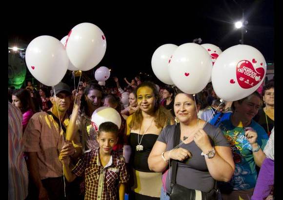 Foto Edwin Bustamante - La paz, la solidaridad y el amor hicieron parte de los buenos deseos.