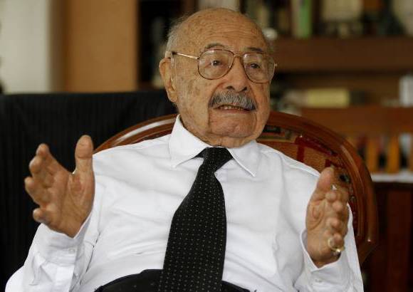 Donaldo Zuluaga - Quienes lo conocieron aseguran que su vida se la entregó al comercio y a la educación por igual.