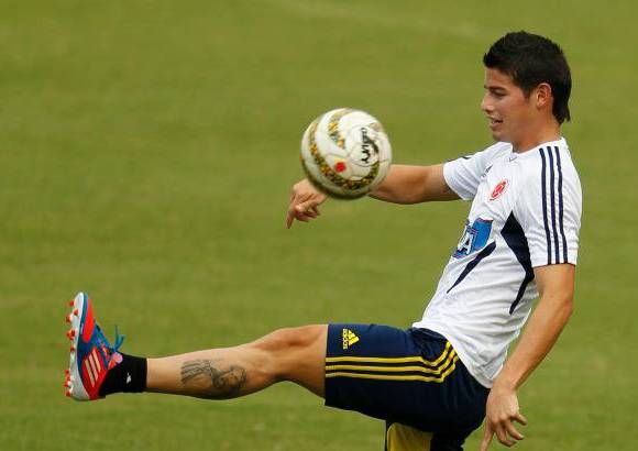 Reuters - James David Rodr&#237;guez Rubio, reciente contrataci&#243;n del M&#243;naco franc&#233;s, mediocampista ofensivo o segundo delantero de la Selecci&#243;n Colombiana de F&#250;tbol, es otro de los atractivos para el juego de las estrellas en el equipo Restos del Mundo.