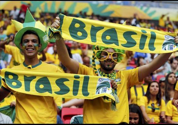 Reuters - Los fanáticos brasileños se hicieron presentes para alentar a su selección en su debut ante el seleccionado japonés.