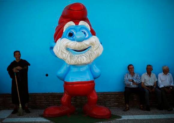 Reuters - El pueblo espera recibir muchos turistas que quieren conocer el lugar m&#225;s parecido a la vida de los Pitufos.