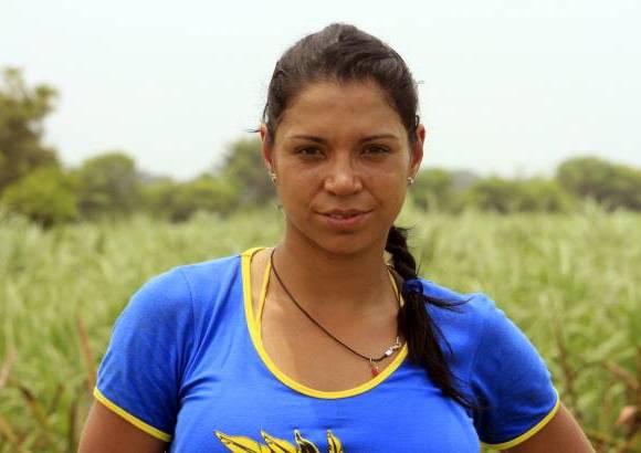 Cortes&#237;a Canal Caracol - JENNY LEIDY MORENO: Bailarina de samba y capoeira, es una mujer emprendedora, sencilla, luchadora, aunque malgeniada en algunos momentos. Tiene 29 a&#241;os.