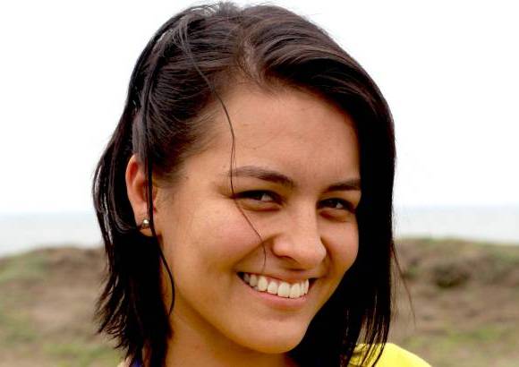 Cortes&#237;a Canal Caracol - VANESSA POSADA VARGAS: Desde peque&#241;a vende toda clase de cosas y actualmente fabrica tapetes artesanales. Practica boxeo y baile, por lo que ha desarrollado destrezas f&#237;sicas, pero considera lo mental su debilidad.