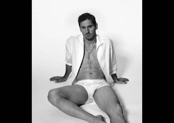 Dolce&Gabbana - Lionel Messi es uno de los jugadores que m&#225;s ingresos tiene por publicidad, el &#250;ltimo a&#241;o consigui&#243; 35 millones de euros.