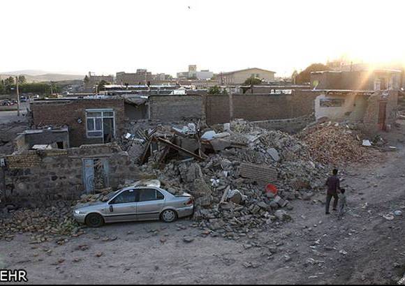 Reuters - La mayor parte del territorio de Irán, incluido Teherán, la capital, una ciudad de 14 millones de habitantes, se encuentra en una zona de constantes movimientos telúricos, que han ocasionado decenas de miles de muertos en las últimas décadas.