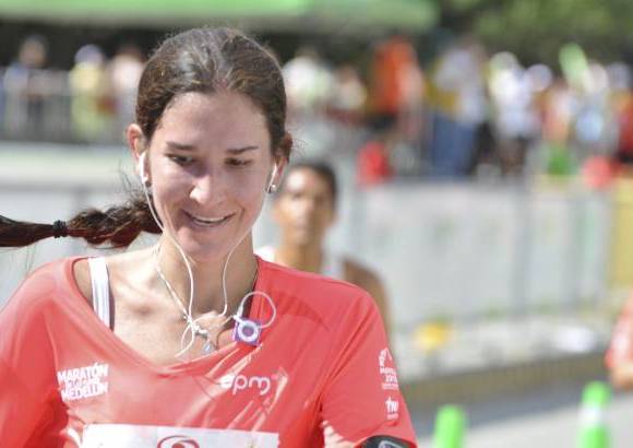Esteban Jaramillo y Sebasti&#225;n Salazar - M&#225;s de 10 mil competidores se dieron cita en esta hist&#243;rica cita deportiva que se corr&#237;a en las modalidades de 5, 10, 21 y 42 kil&#243;metros.