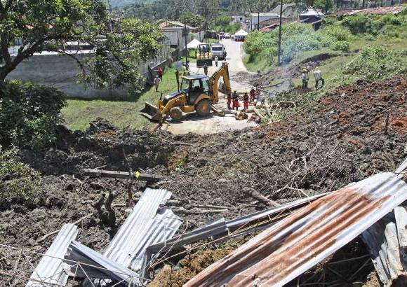 Juan Fernando Cano - En la zona, sigue el monitoreo por el riesgo de un nuevo alud.