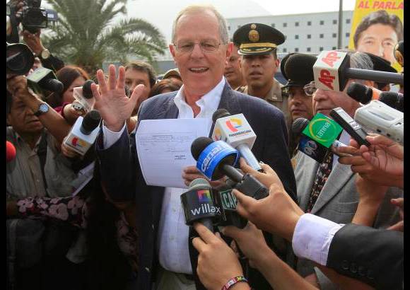 AP - Es hijo de dos inmigrantes, su padre fue un médico alemán y su madre fue una maestra francesa.