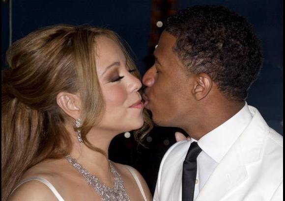 Reuters - Carey, de 42 a&#241;os, y Cannon, de 31, se casaron en las Bahamas en 2008 despu&#233;s de un noviazgo vertiginoso que dur&#243; apenas unos meses. En abril, Carey dio a luz a los hijos de la pareja, los gemelos Moroccan y Monroe.