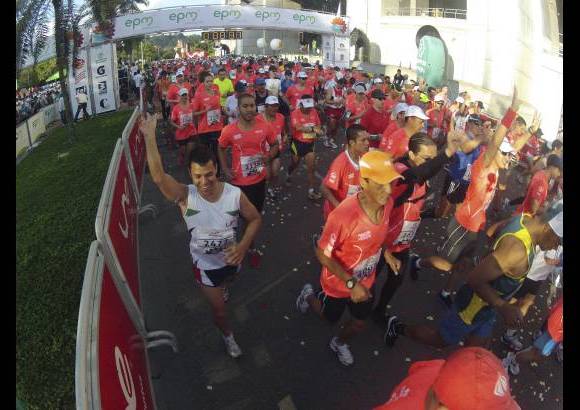 Esteban Jaramillo y Sebastián Salazar - Más de 10 mil competidores se dieron cita en esta histórica cita deportiva que se corría en las modalidades de 5, 10, 21 y 42 kilómetros.