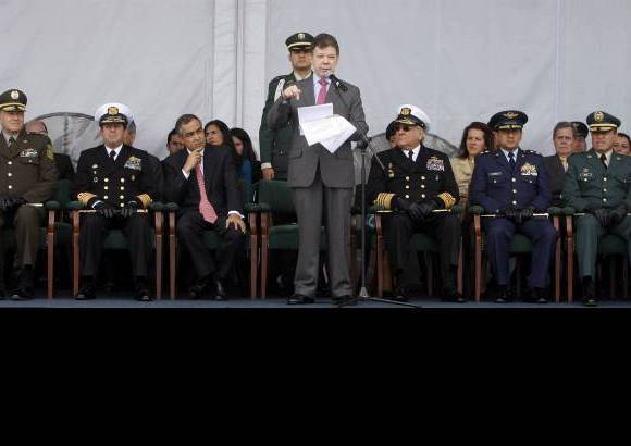 Luis Eduardo Noriega-Colprensa - El presidente Juan Manuel Santos tambi&#233;n inaugur&#243; en Bogot&#225; el nuevo edificio del Centro Nacional de Recuperaci&#243;n de Personal, desde donde se han coordinado este a&#241;o 900 misiones para trasladar a 1.400 personas heridas.