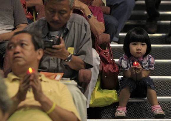 AP - La Polic&#237;a malasia dijo la semana pasada que no considera responsables de secuestro, sabotaje y problemas psicol&#243;gicos o personales a los 227 pasajeros.