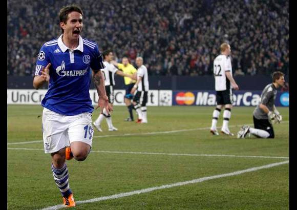 Reuters - Tottenham y Schalke se unen en los cuartos de final a Barcelona y Shakhtar Donetsk, que sellaron sus boletos el martes dejando en el camino a Arsenal y Roma. El equipo ucraniano alcanz&#243; por primera vez los cuartos de final.