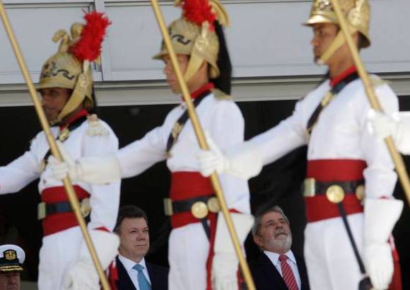 Reuters - La ceremonia se cumplió en el Palacio presidencial de Planalto, que acaba de ser reabierto tras un año y medio en obras.