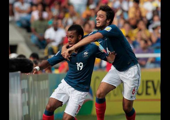 Reuters - Triste despedida para Nigeria que había ganado en sucesión sus cuatro partidos y aún se mantiene como el conjunto más goleador del torneo con 15 tantos.