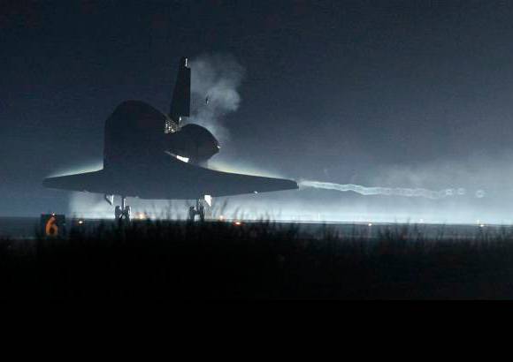 Reuters - El Atlantis se elev&#243; por primera vez en 1985.