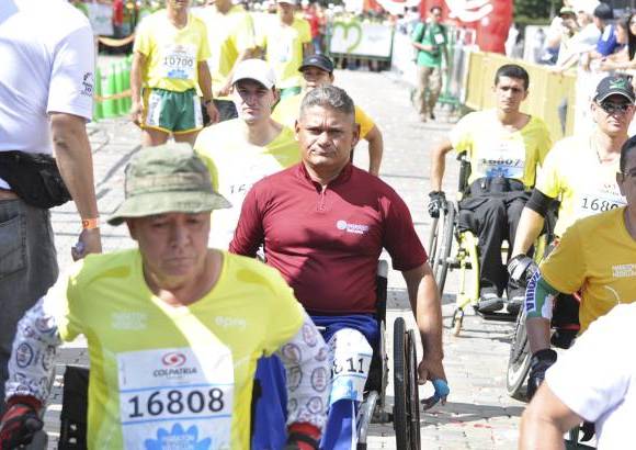 Esteban Jaramillo y Sebastián Salazar - Más de 10 mil competidores se dieron cita en esta histórica cita deportiva que se corría en las modalidades de 5, 10, 21 y 42 kilómetros